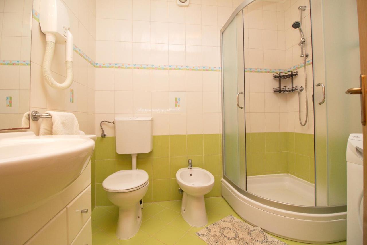 Apartments Lidija Rovinj Exterior photo